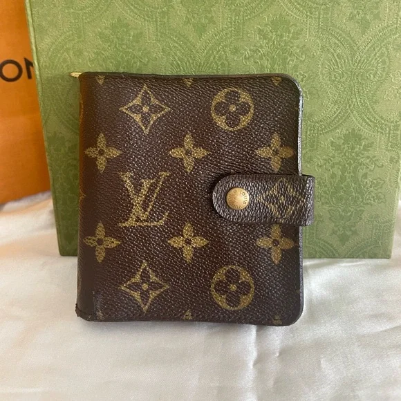 Louis Vuitton Brown and Gold Monogram Wallet - Picture 1 of 13